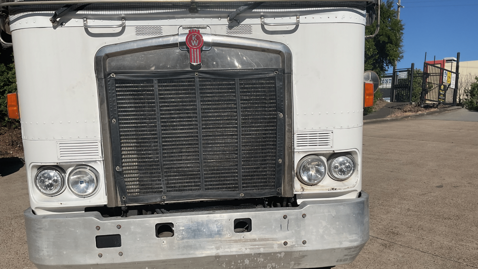 2003 Used Kenworth K104 Prime Mover