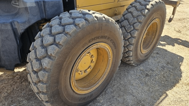 2010 Used Caterpillar 140M Graders