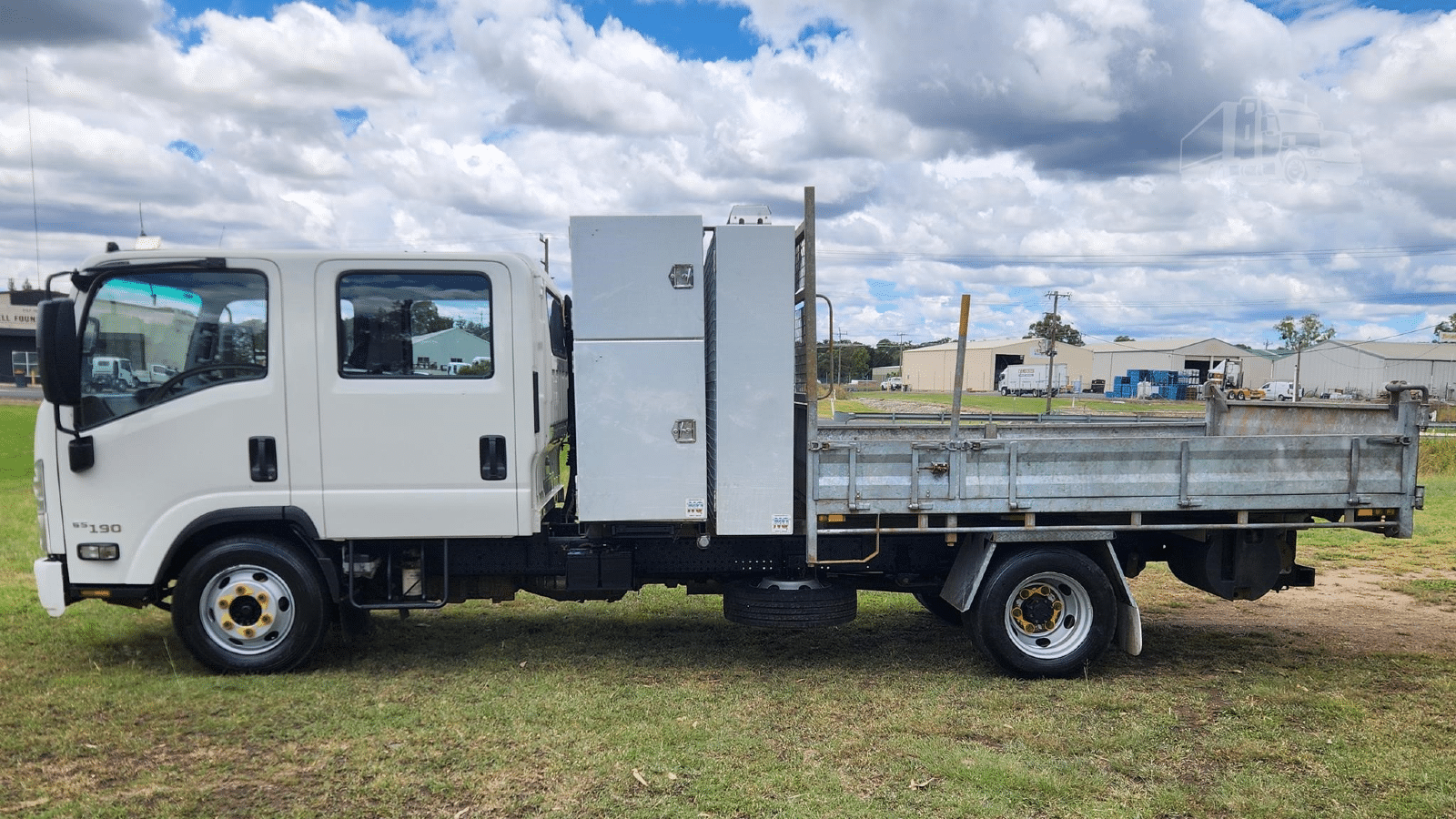 2017 Used Isuzu NPR65-190 Tipper