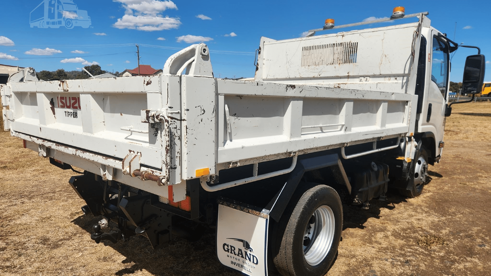 2014 Used Isuzu NPR Tipper