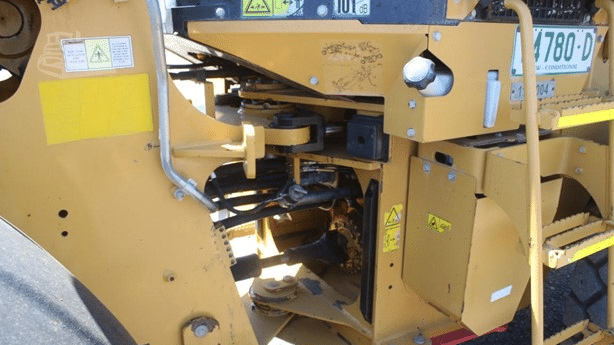 2011 Used Caterpillar 930H Loaders