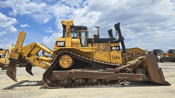 1998 Used Caterpillar D10R Bulldozers