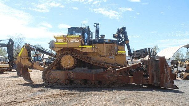 2010 Used Caterpillar D11T Bulldozers