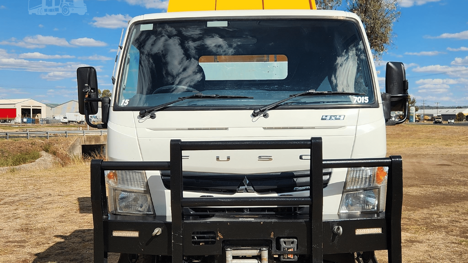 2015 New Mitsubishi Canter Tipper