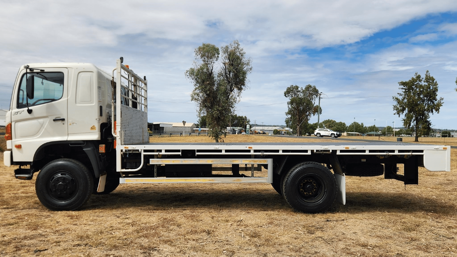 2004 Used Hino 500GT1322 Tray