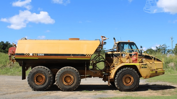 2006 Used Caterpillar 740 Water Truck
