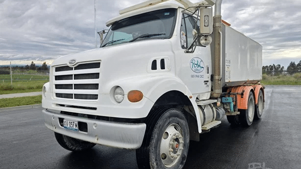 1999 Used Sterling LT7500 Water Truck