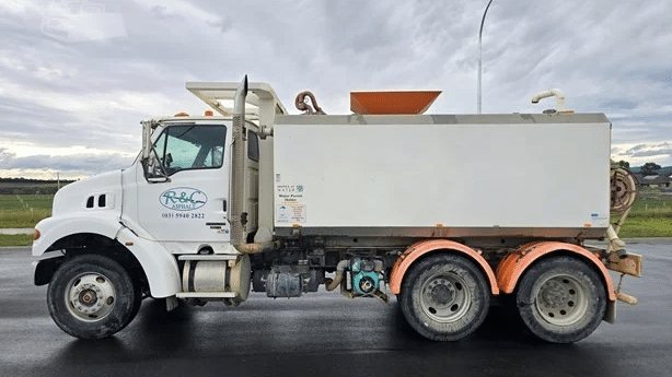 1999 Used Sterling LT7500 Water Truck