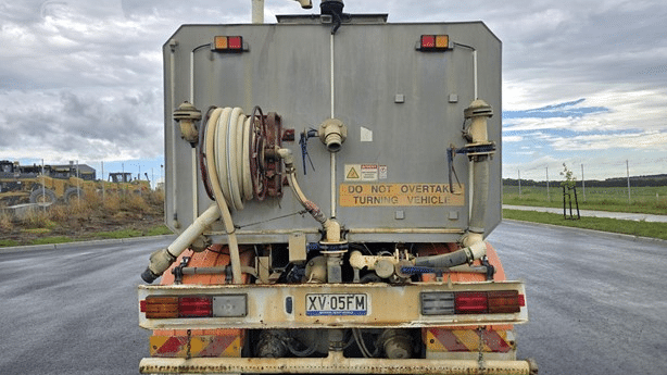 1999 Used Sterling LT7500 Water Truck