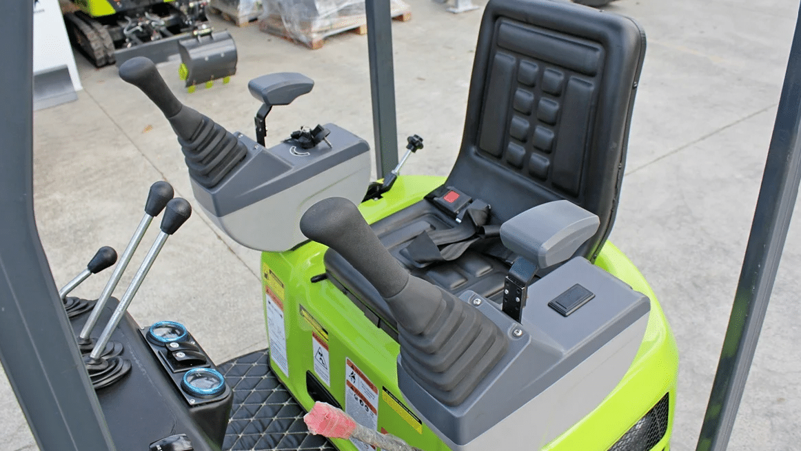 2025 New Achilles A12SE Mini Excavators