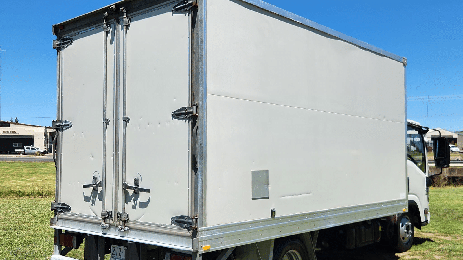 2013 Used Isuzu NLR200 Refrigerated Truck