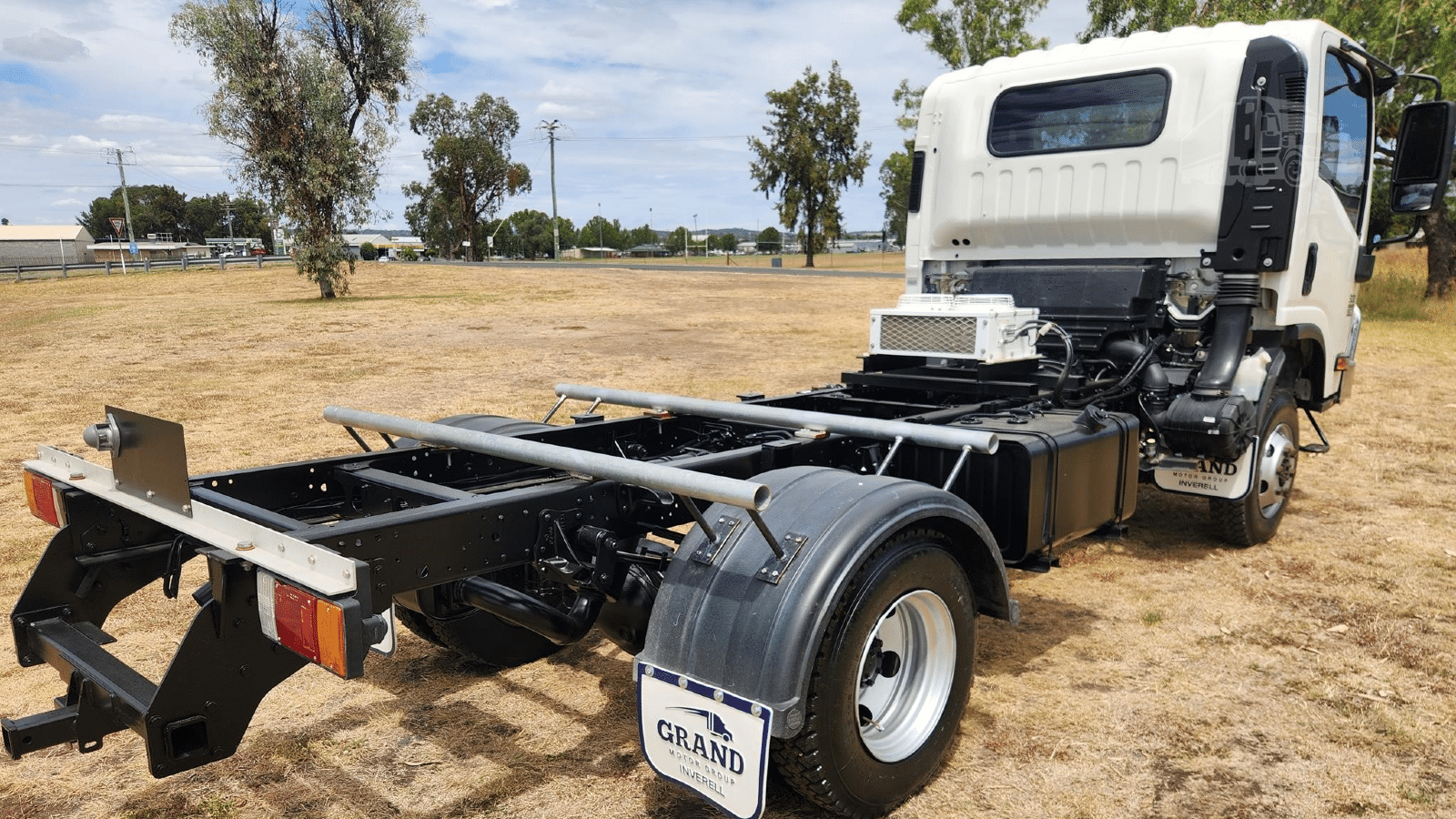 2013 Used Isuzu NPS300 Cab Chassis