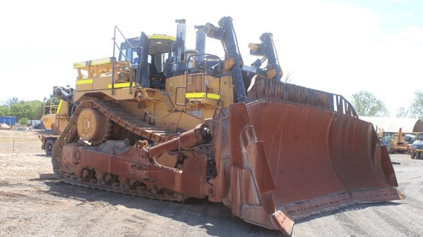 2010 Used Caterpillar D11T Bulldozers