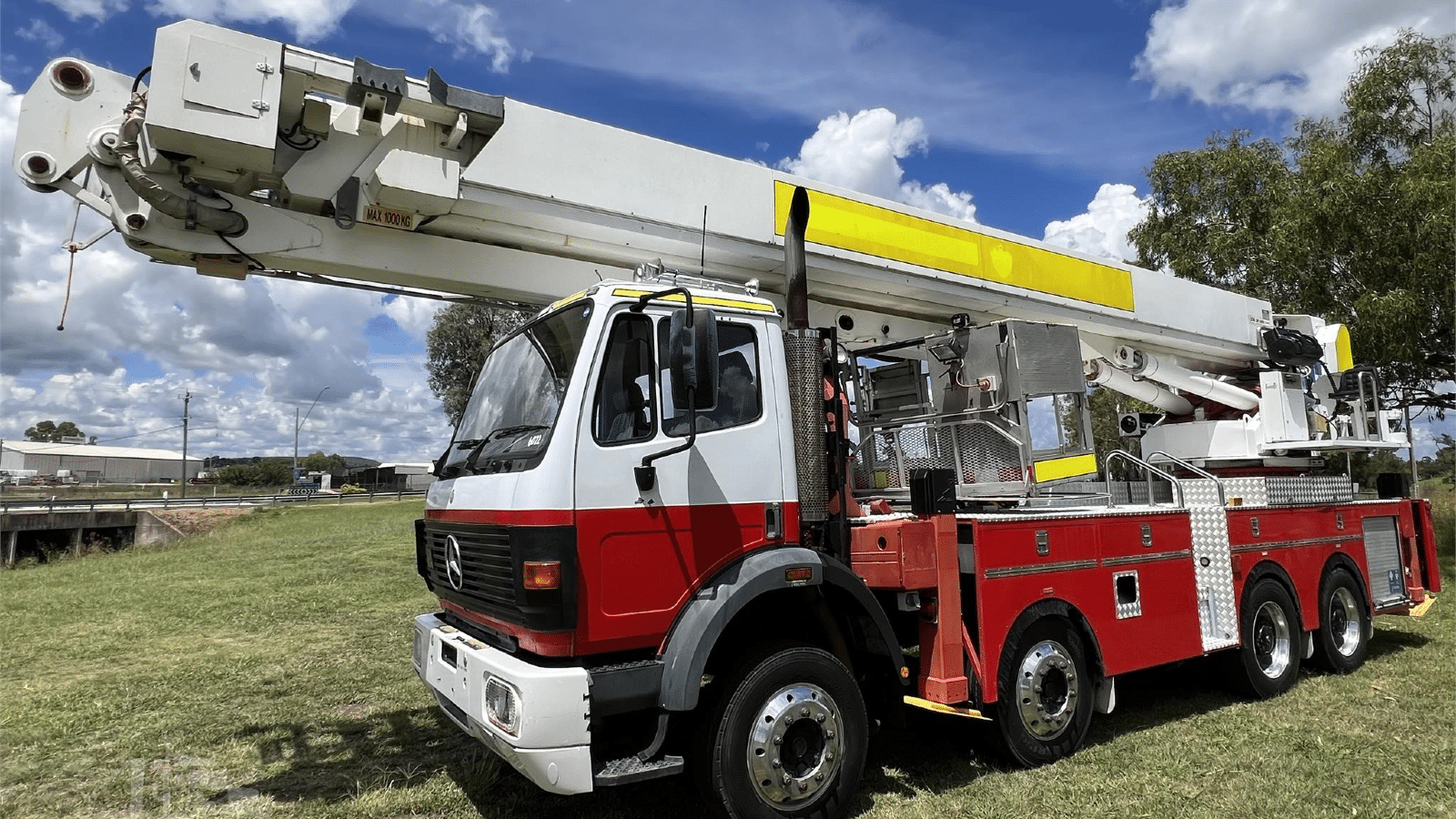 1995 Used Mercedes Benz Trucks 2435 Fire Truck