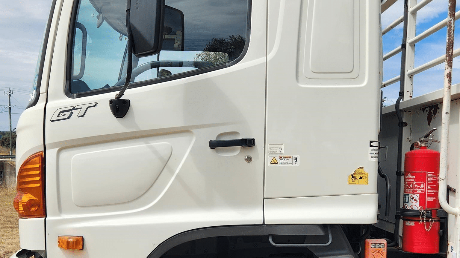 2004 Used Hino 500GT1322 Tray