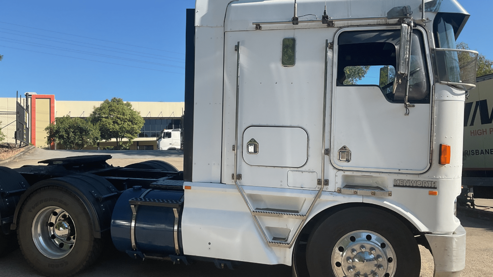 2003 Used Kenworth K104 Prime Mover