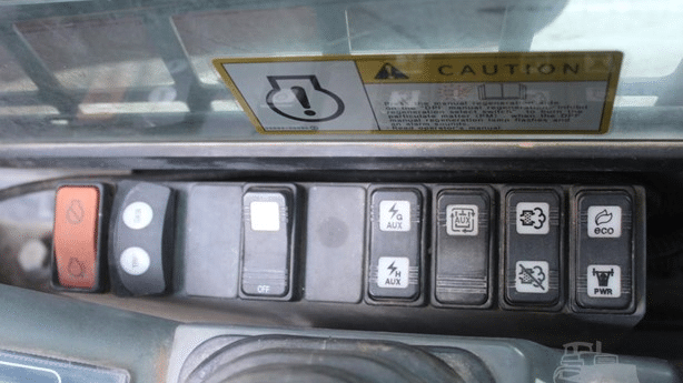 2014 Used Takeuchi TL12 Skid Steers
