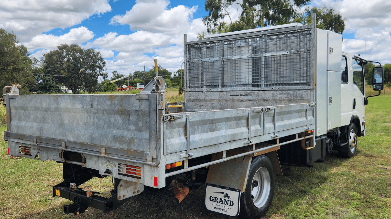 2017 Used Isuzu NPR65-190 Tipper