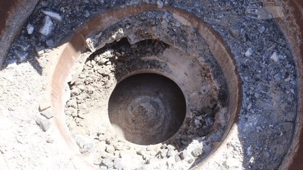 2005 Used Striker CM400 Cone Crushers