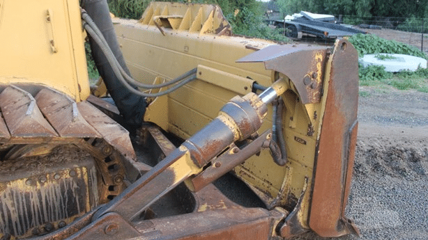 2011 Used Caterpillar D7E Bulldozers