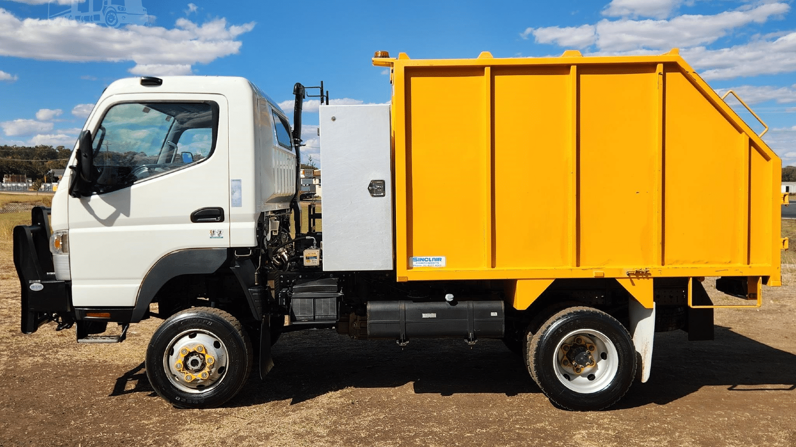 2015 New Mitsubishi Canter Tipper
