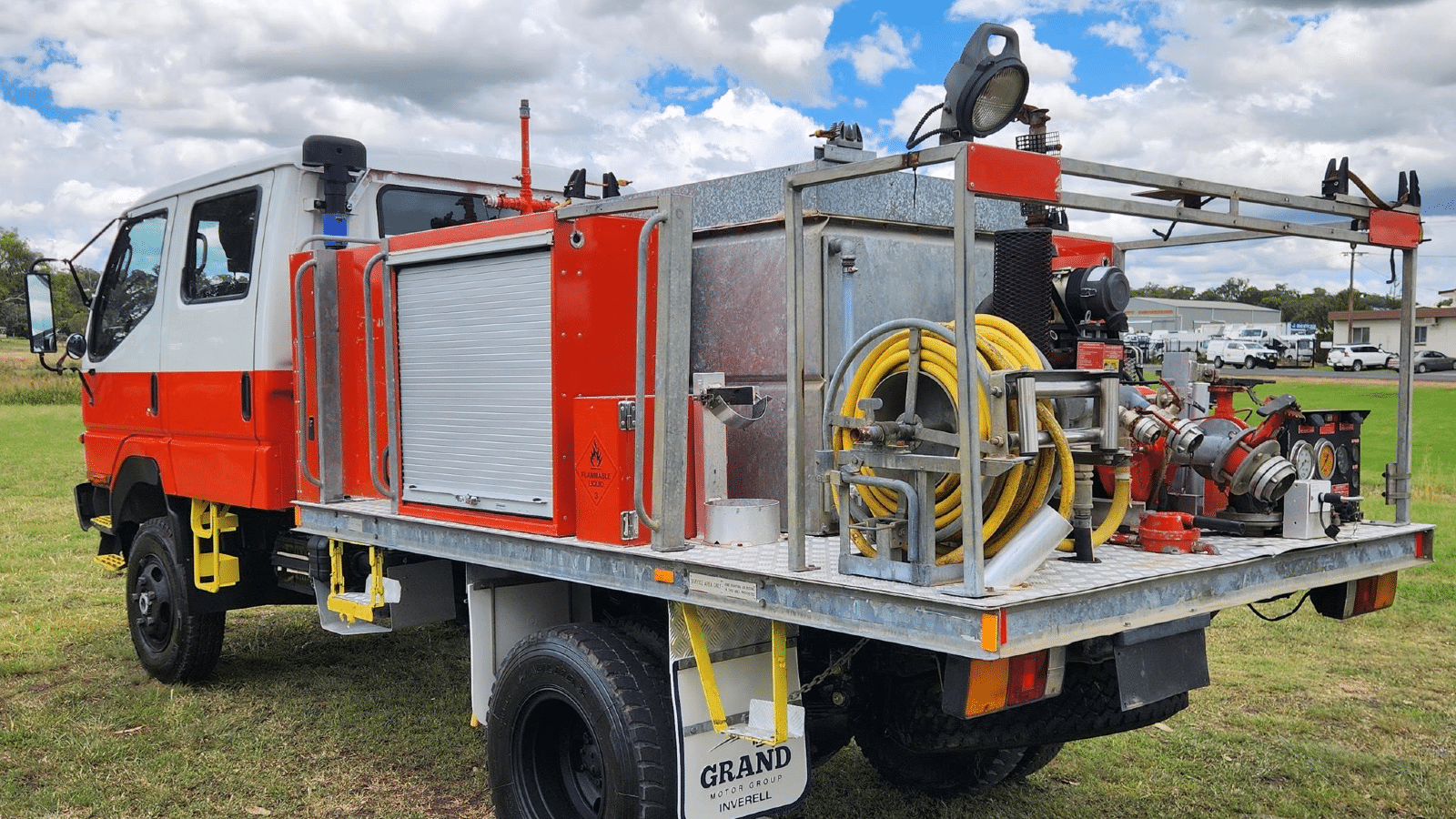 2000 Used Mitsubishi Canter Fire Truck