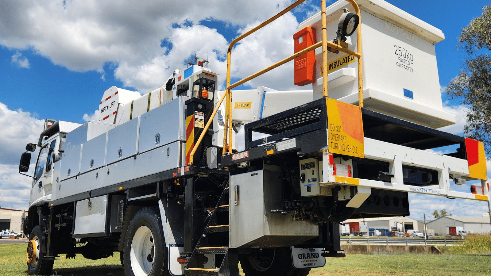 2005 Used Isuzu FTS Cherry Picker