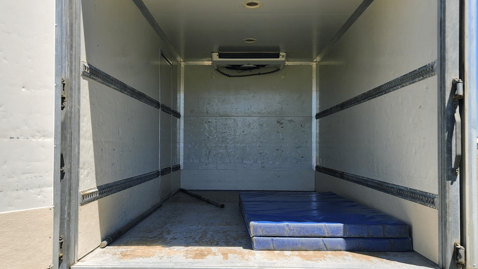 2013 Used Isuzu NLR200 Refrigerated Truck