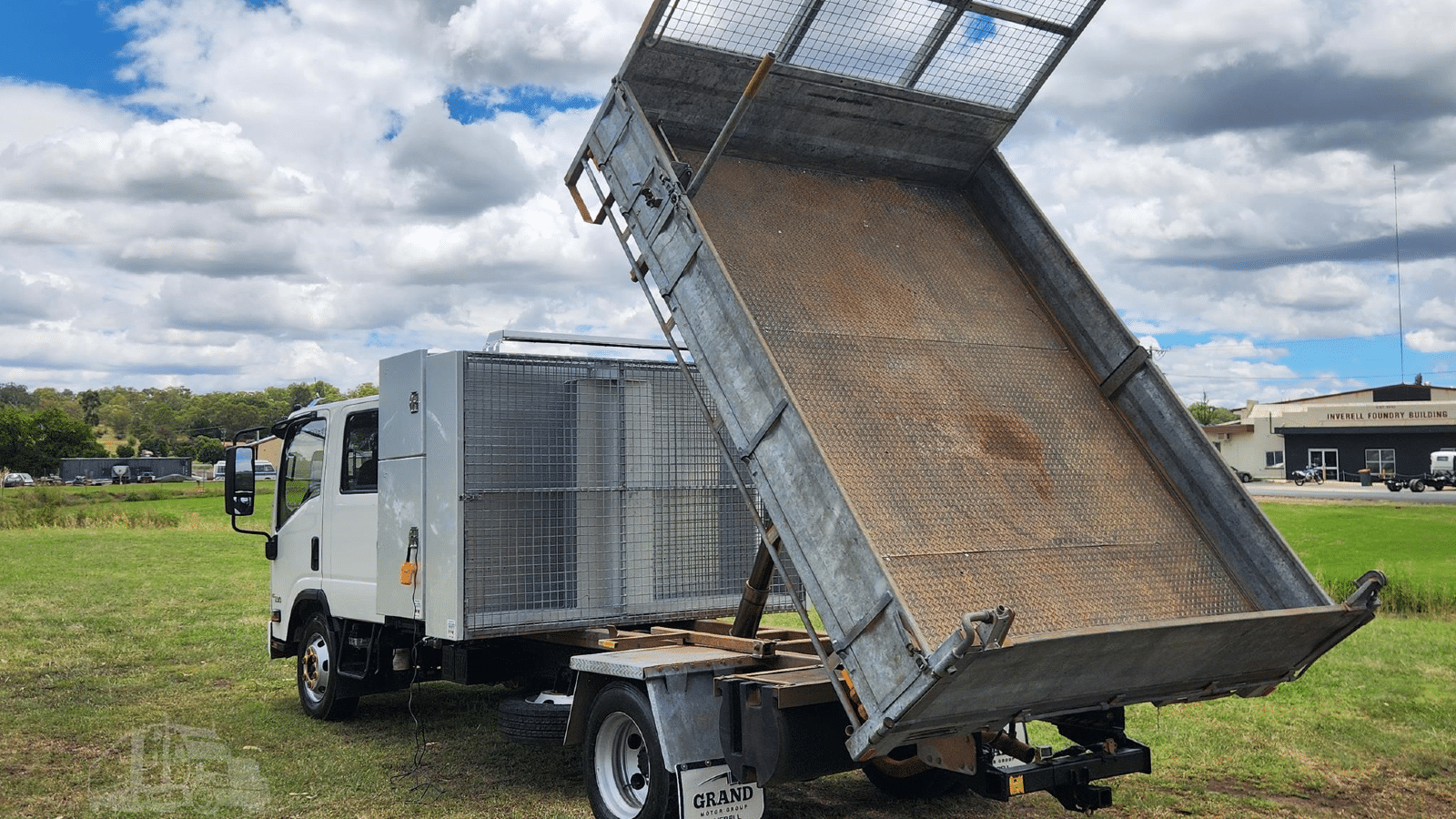 2017 Used Isuzu NPR65-190 Tipper
