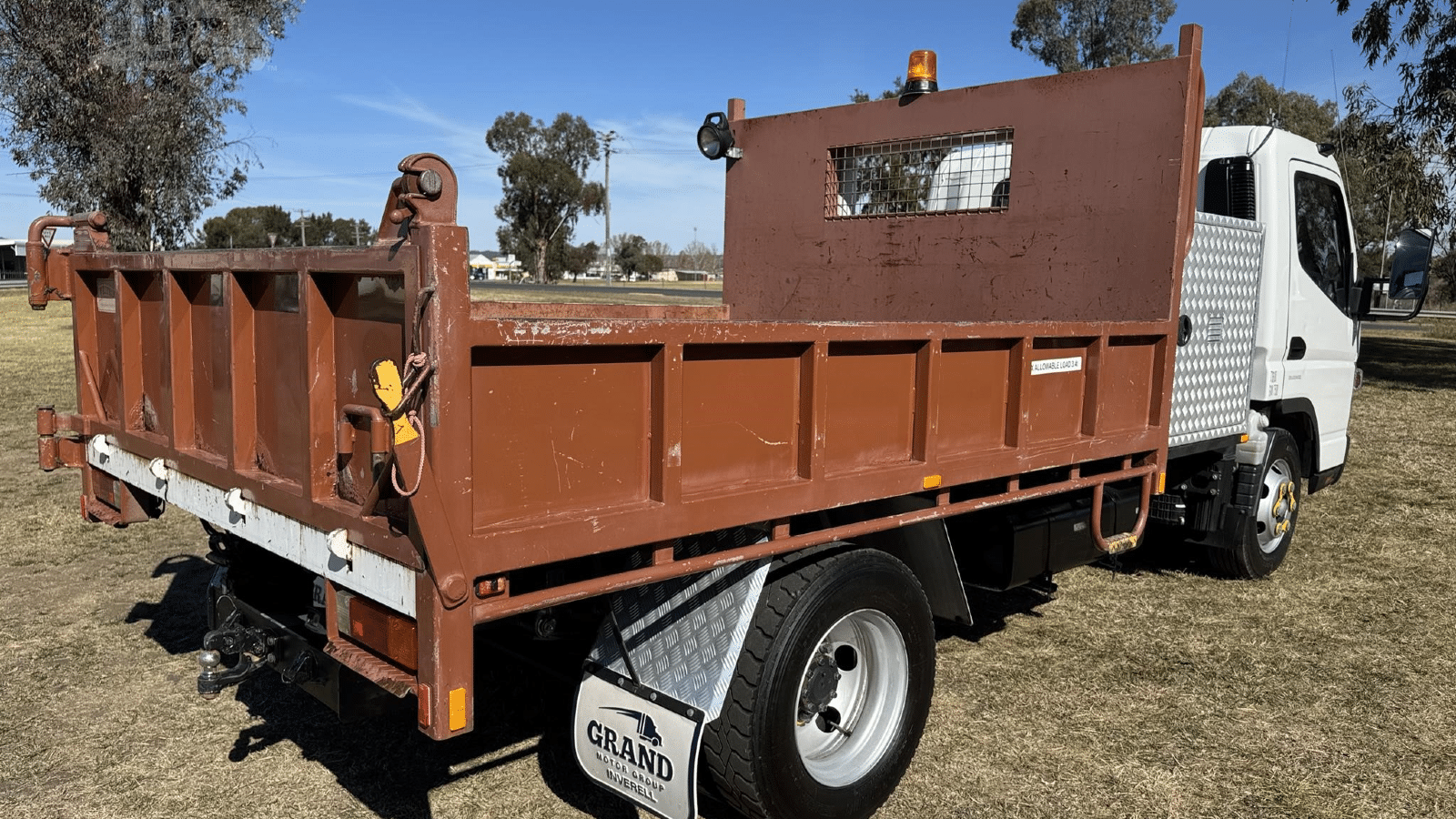 2013 Used Mitsubishi Canter Tipper