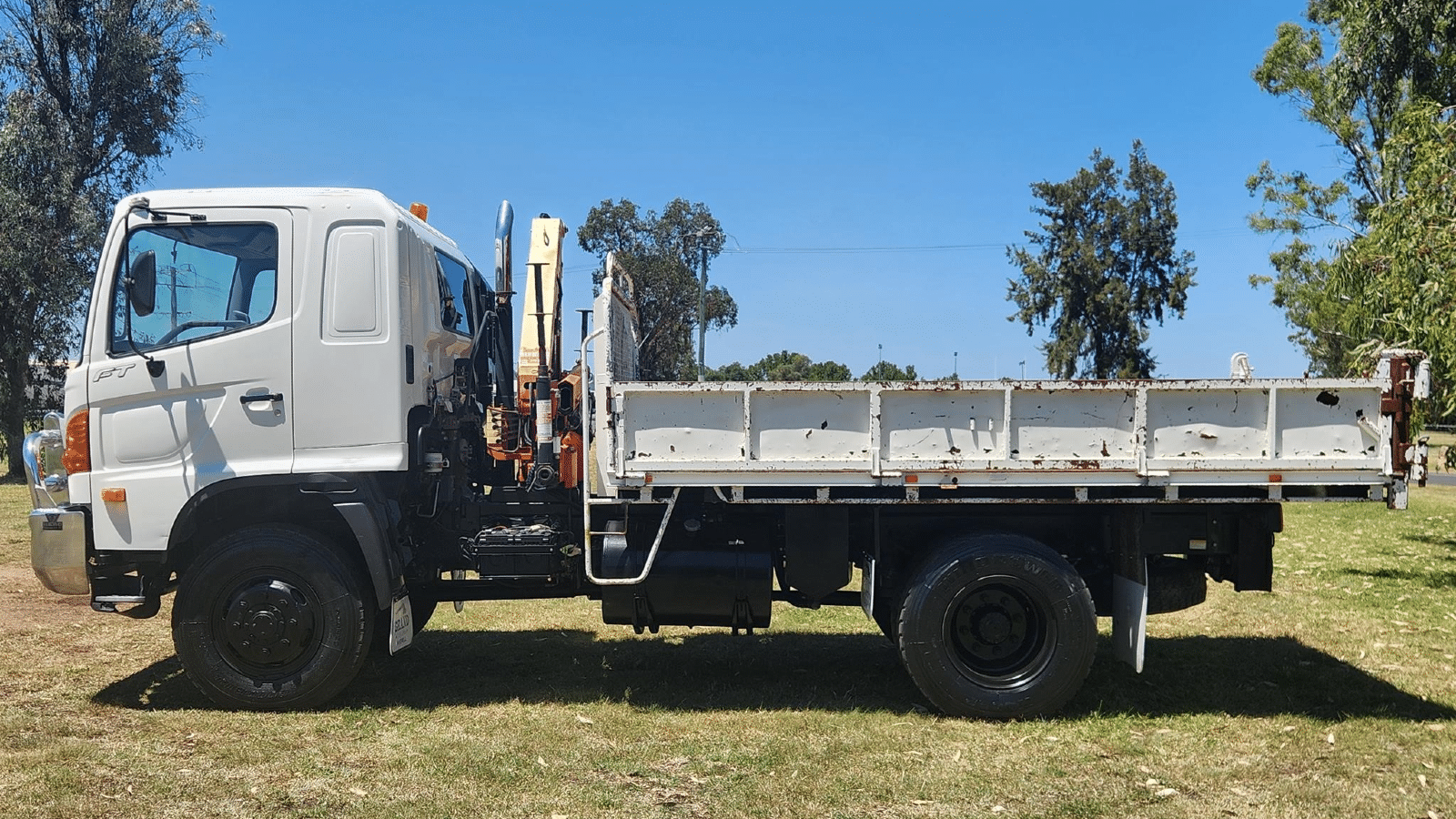 2003 Used Hino 500FT1022 Tipper