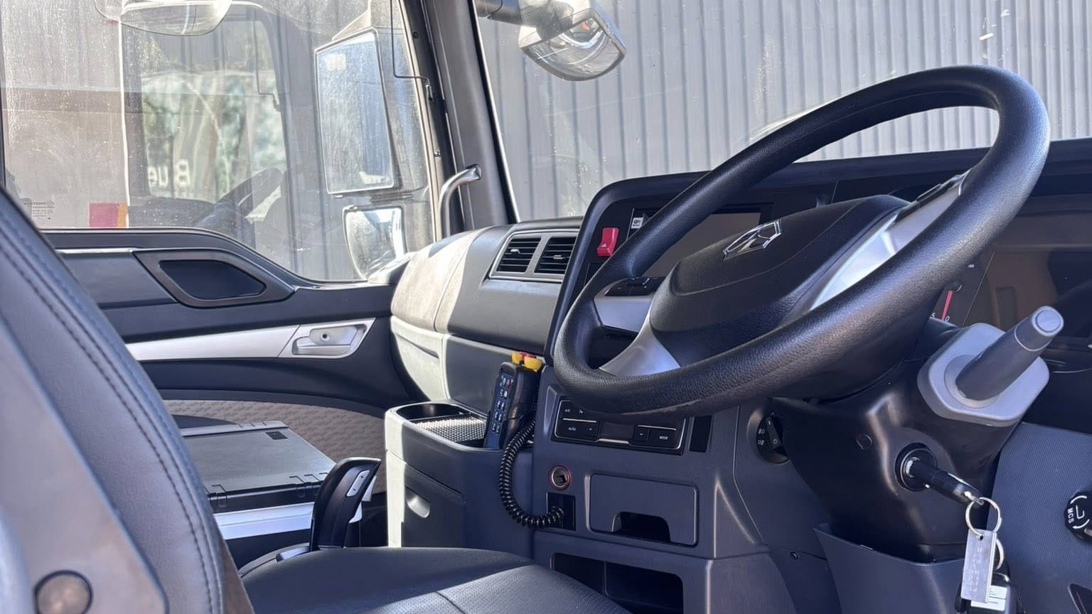 2024 New Sitrak C7H Tipper