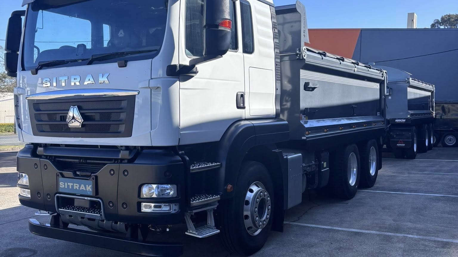 2024 New Sitrak C7H Tipper