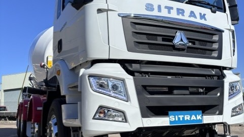 2026 New Sinotruk Zoomlion Agitator Concrete Agitator