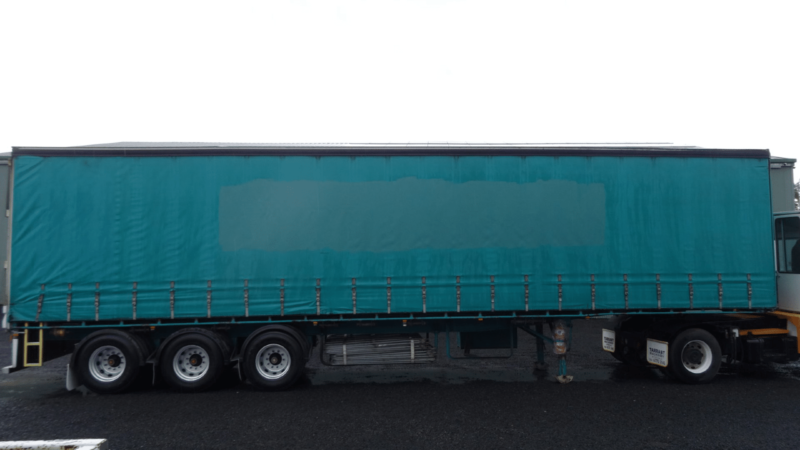 2005 Used Maxitrans Curtainsider