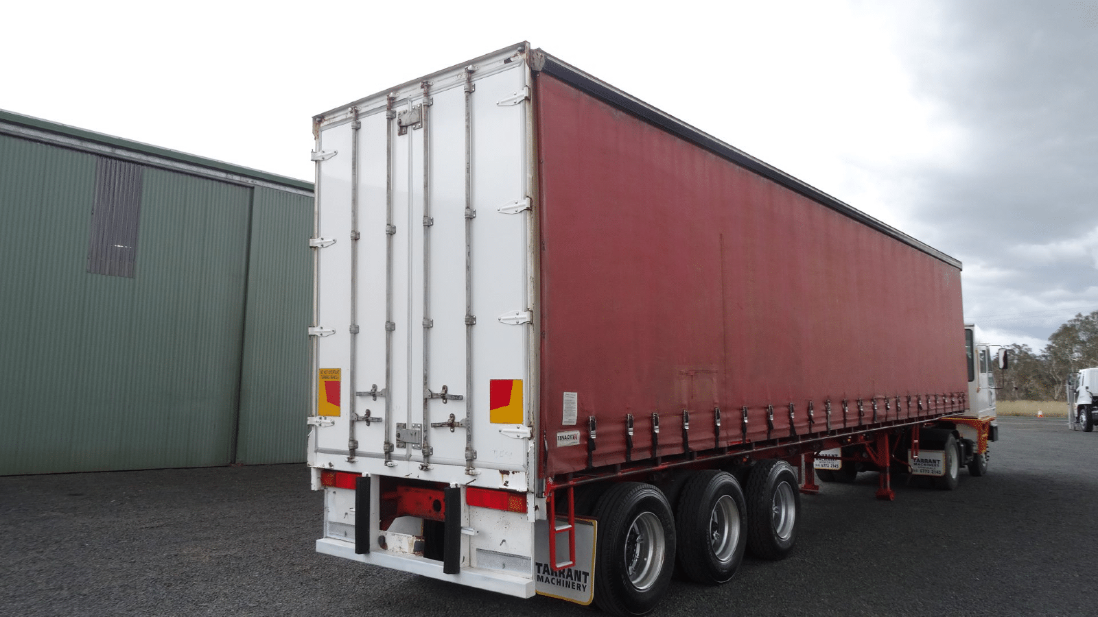2005 Used Vawdrey Curtainsider