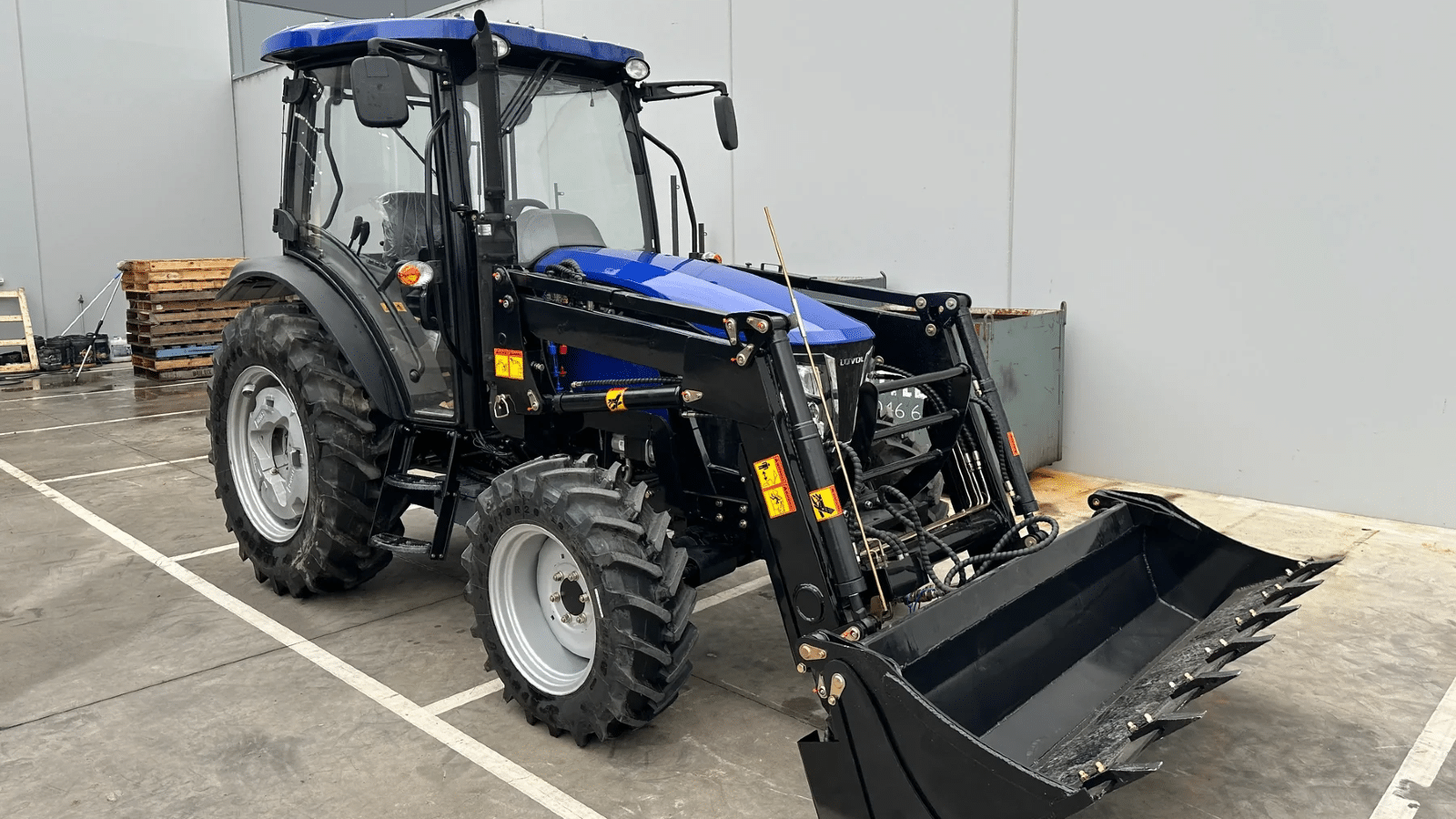 2025 New LOVOL M704 TB-3 Tractor
