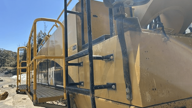 2005 Used Caterpillar 385CL Excavators