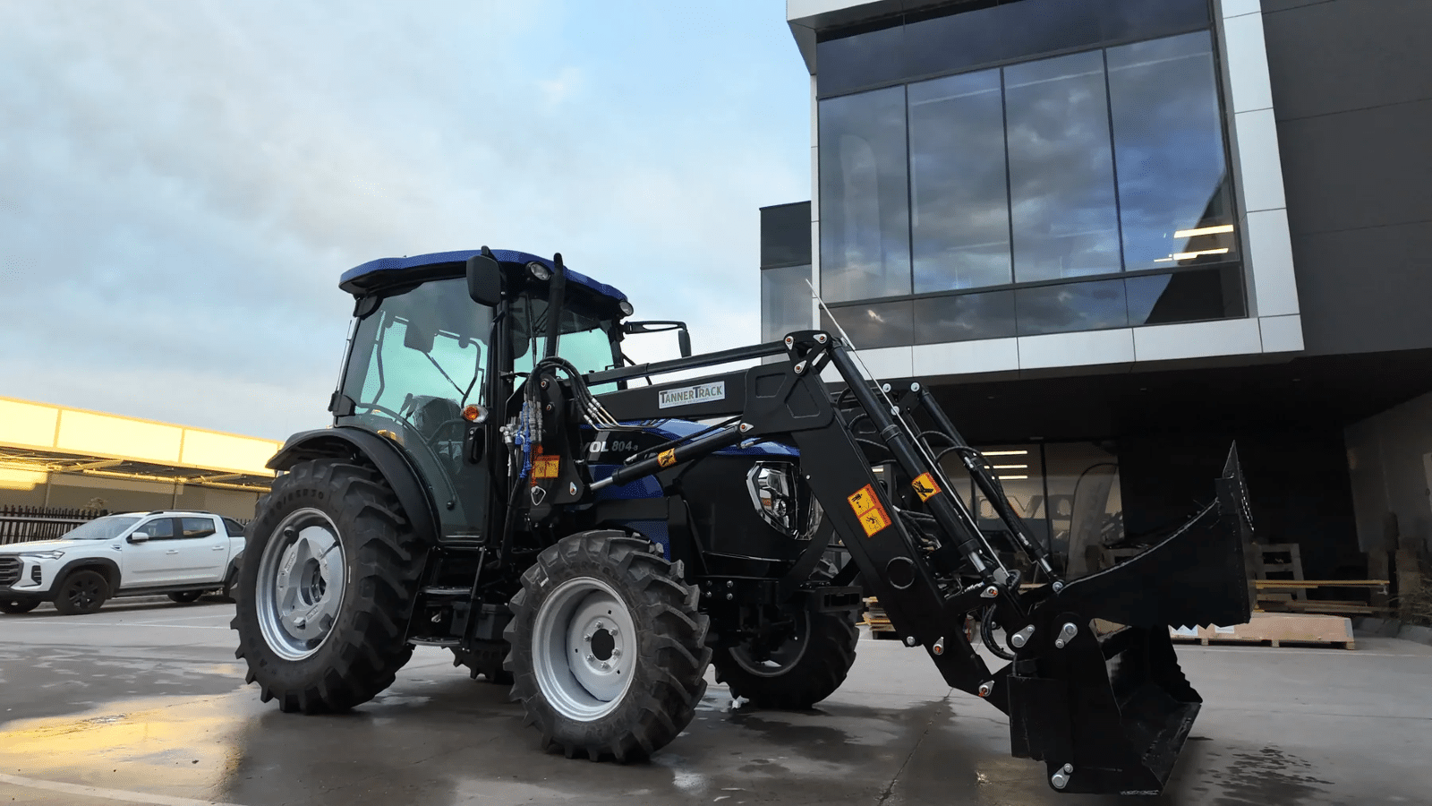 2025 New LOVOL M804 TB-3 Tractor