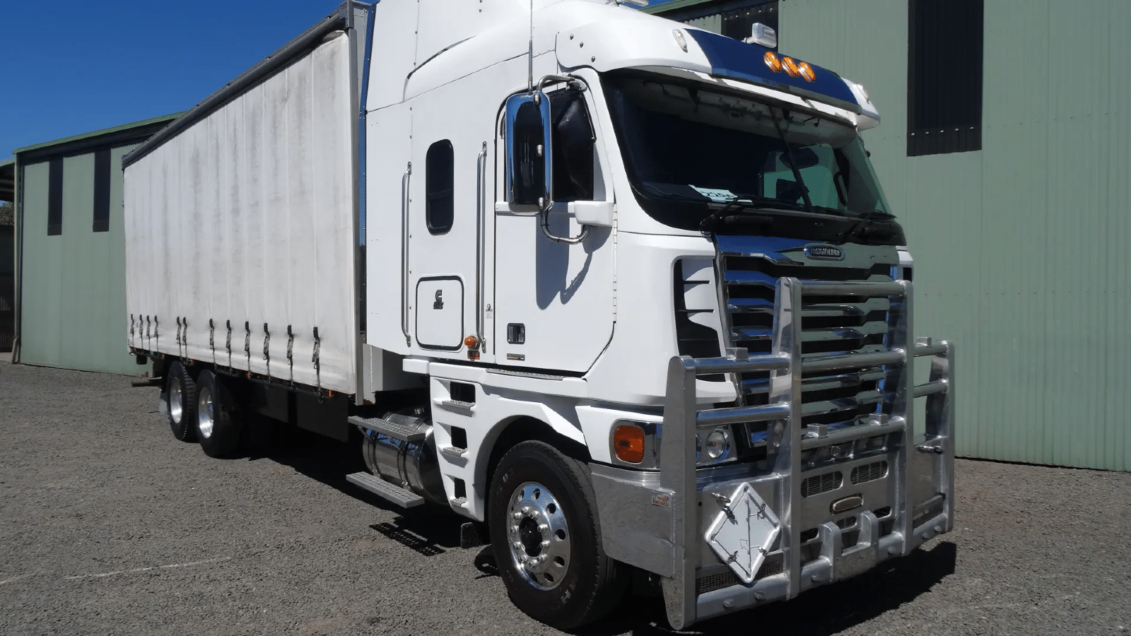 2011 Used Freightliner Argosy Curtainsider