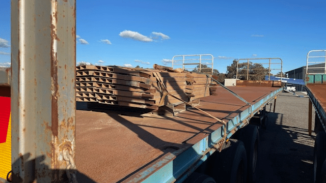 Used Maxitrans Flat Top