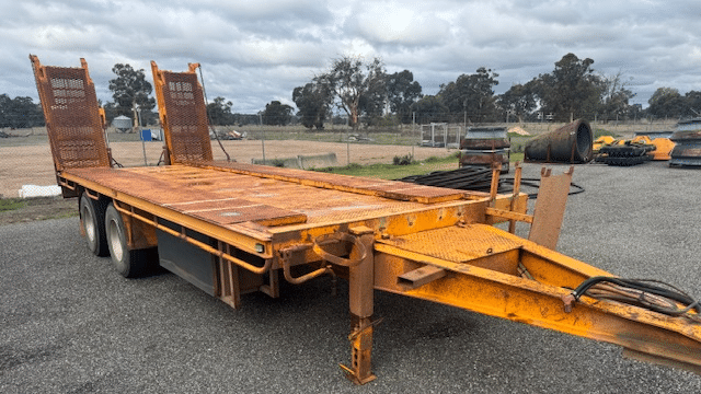 Used Boomerang Tag Trailer