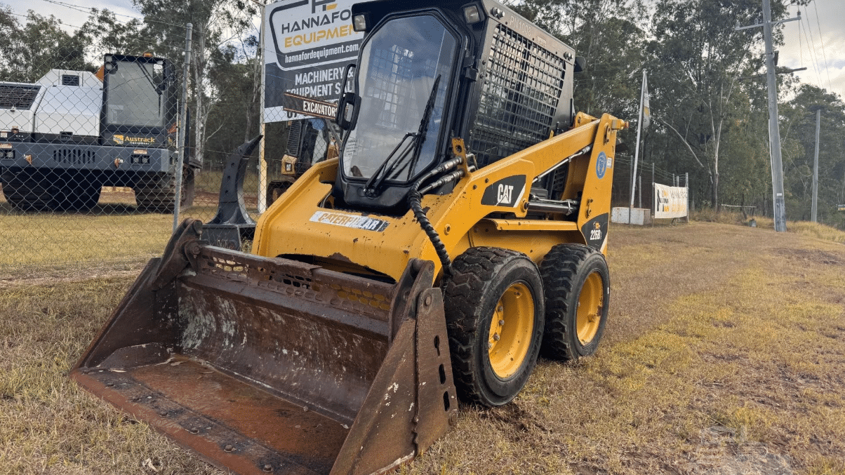 2014 Used Caterpillar 226B3 Skid Steers