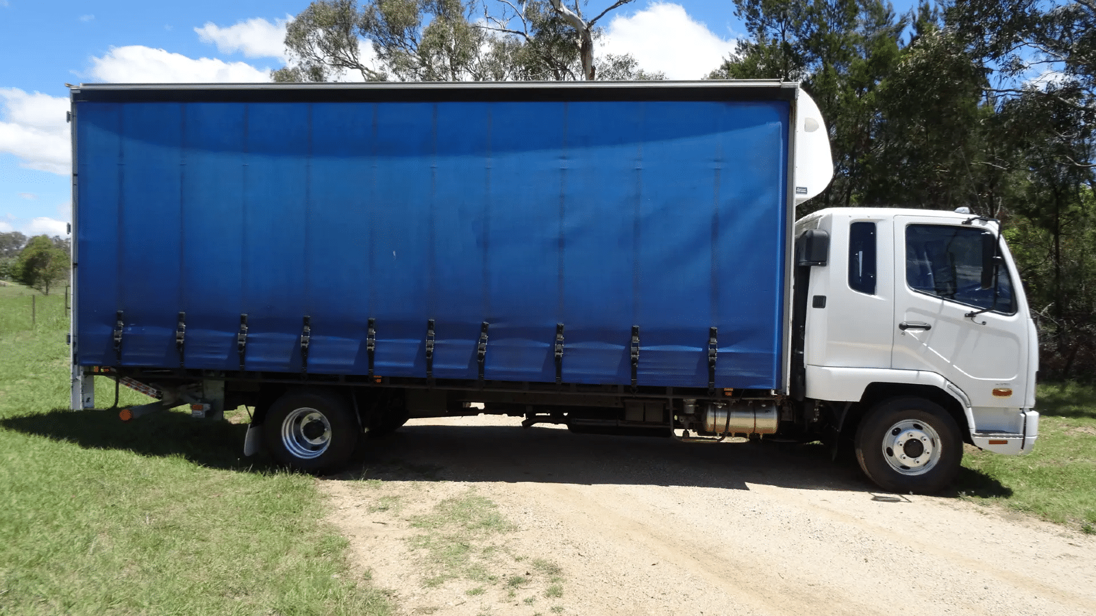 2016 Used Mitsubishi Fighter Curtainsider