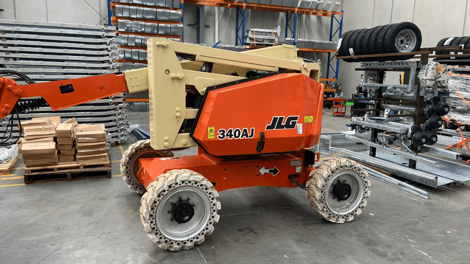 Used Jlg 340AJ Boom Lifts