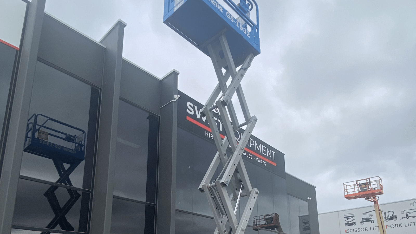2008 Used Genie GS1932 Scissor Lifts