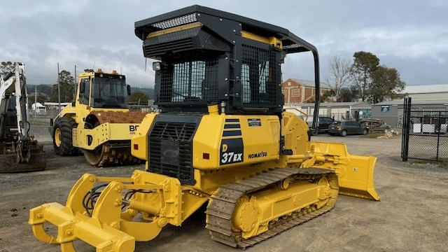 Used Komatsu D37EX Bulldozers