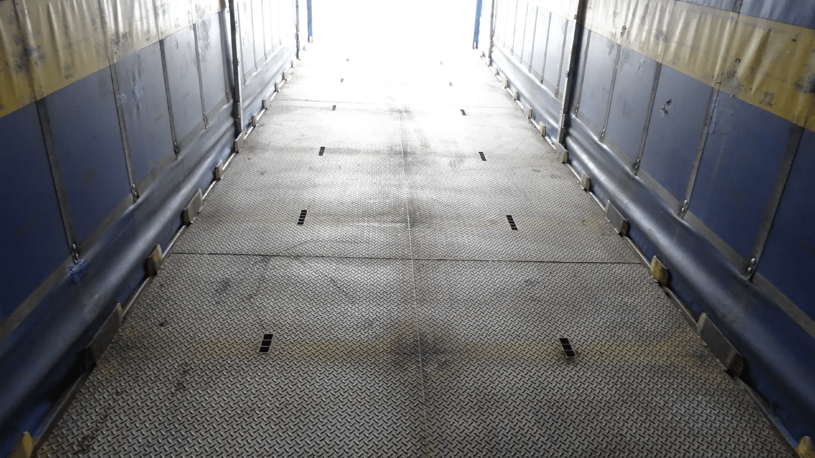 2006 Used Maxitrans Curtainsider
