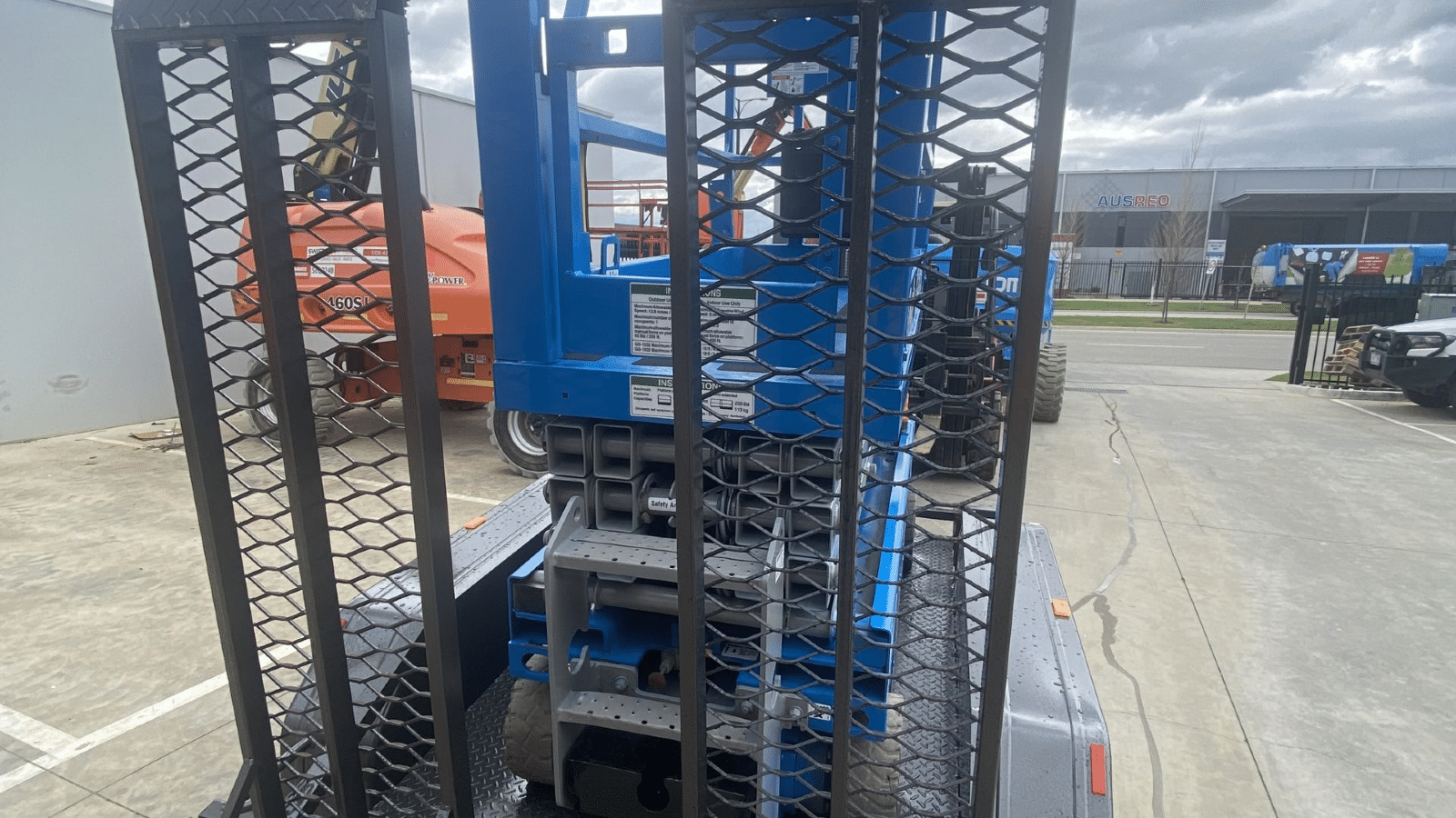 2008 Used Genie GS1932 Scissor Lifts