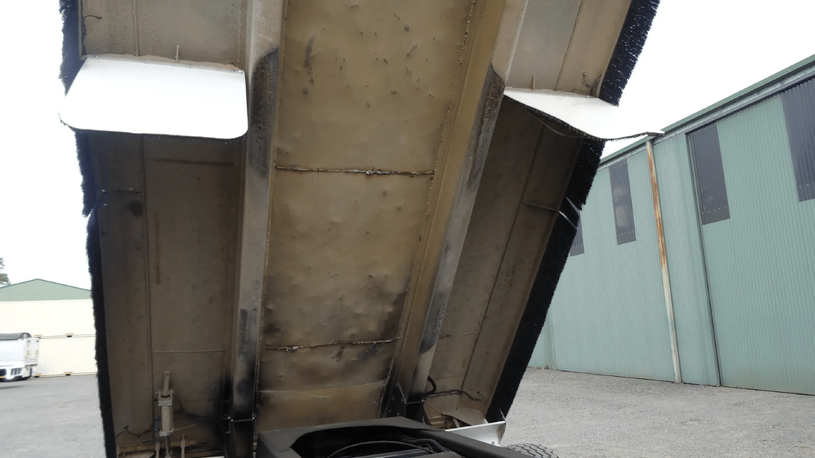 2007 Used Hamelex White Chassis Tipper